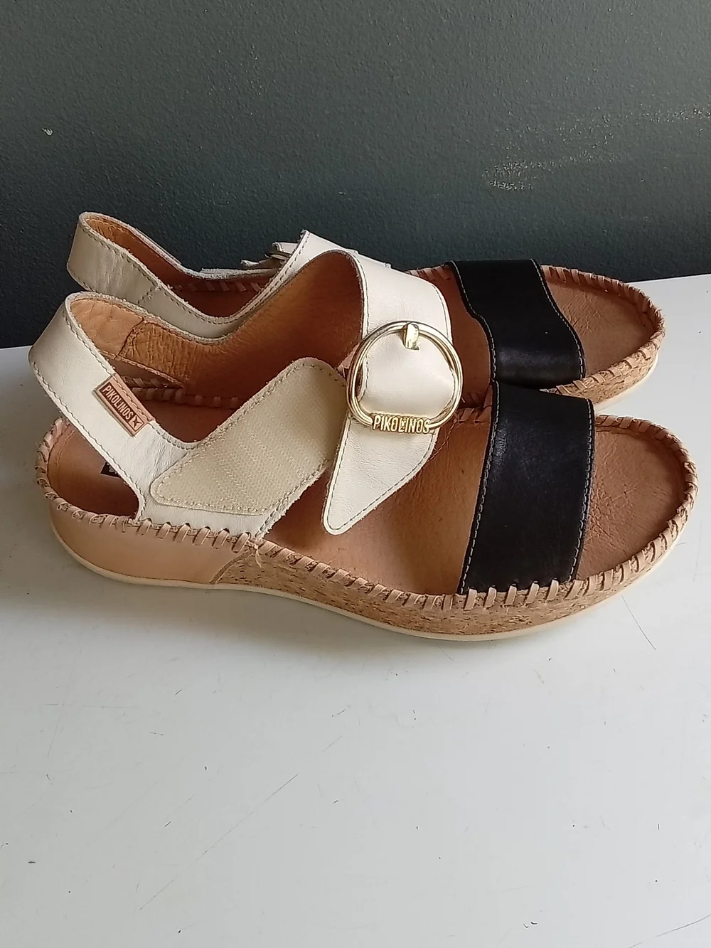 Pikolinos Leather Two Tone Slingback Buckle Wedge Sandals‎ Cream Black Size 39